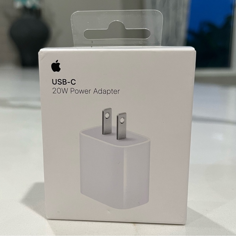 Apple USB-C 20W Power Adapter